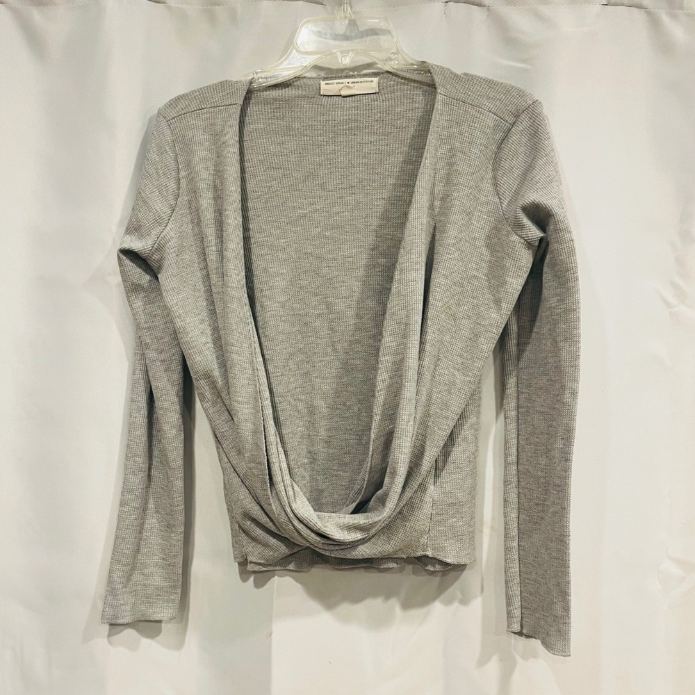 Project‎ Social T Urban Outfitters Gray Waffle Knit Surplice Twist Front Top M